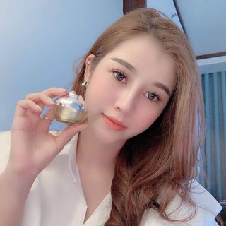 Kem hồng nhũ hoa, bikini