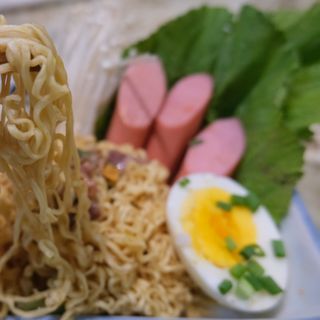 Hoàng Gia Mì Thịt Bằm (có thịt thật) VIFON 120gr