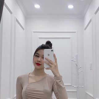 áo thun vạt chéo