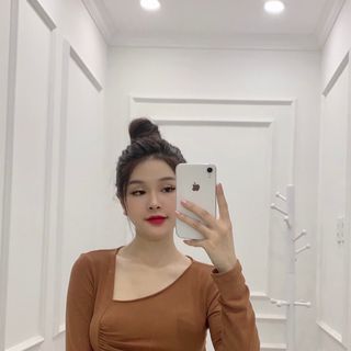 áo thun vạt chéo