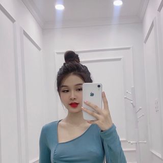 áo thun vạt chéo