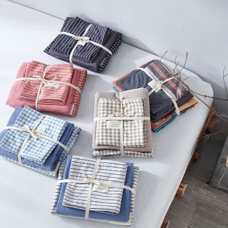 Bộ Chăn Ga Gối Cotton Tici Kẻ Nhiều Màu cực xinh
