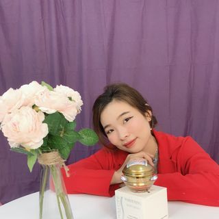 KEM DƯỠNG TRẮNG DA BAN ĐÊM HOLY CARE