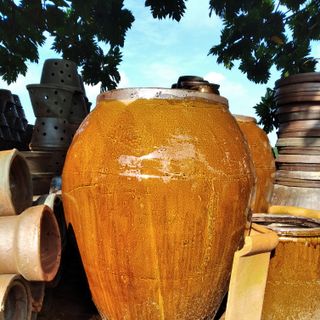 Chum làm mắm, đựng nước