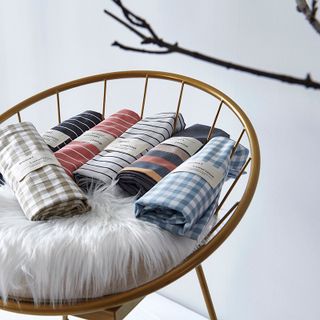 Bộ Chăn Ga Gối Cotton Tici Kẻ Mịn