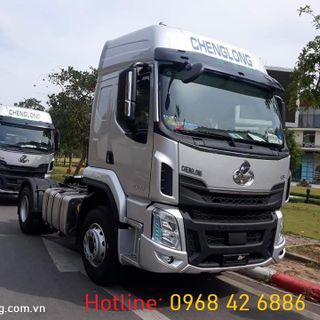 Xe đầu kéo chenglong 1 cầu 2 cầu, giá dau keo chenglong H5 H7 cầu dầu cầu láp, 4x2, 6x4, 270 385 420 Ps Hp