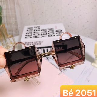 MAT KINH MODEL BE 2051