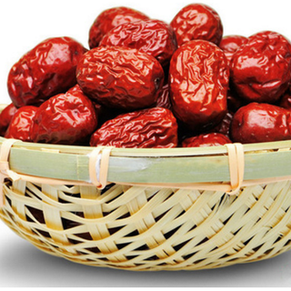 Táo đỏ sấy khô Hàn Quốc (hộp 1kg)