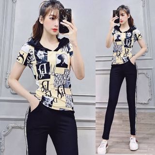 Bộ đồ thể thao có mũ họa tiết TT422