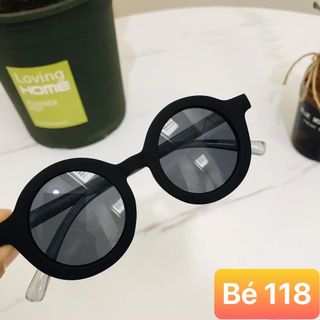 MAT KINH EM BE 118