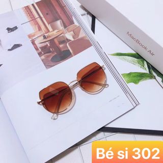 MAT KINH EM BE 302