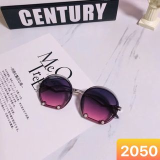 MAT KINH EM BE 2045