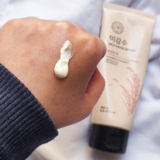 Sữa Rửa Mặt Làm Sáng Da Chứa Chiết Xuất Từ Gạo Rice Water Bright Foaming Cleanser (100ml)