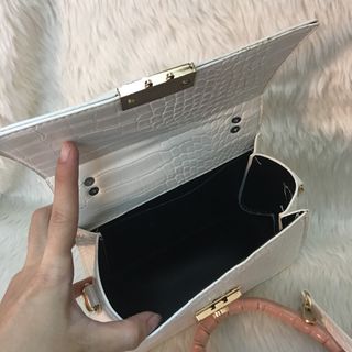 Túi Xách Nữ Quai Vồng Khoá Vuông