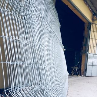 Hàng rào chấn sóng trên thân , giá rẻ tại Hà Nội