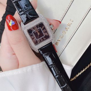 Đồng hồ Davena lóng lánh như bầu trời đêm