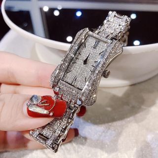 Davena sang chảnh đẹp siêu lòng