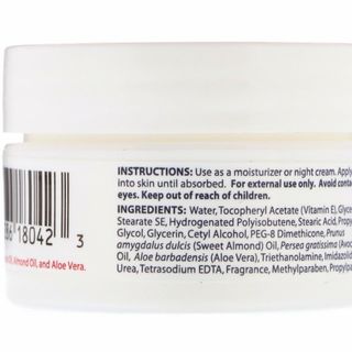 Kem dưỡng ẩm vitamin E