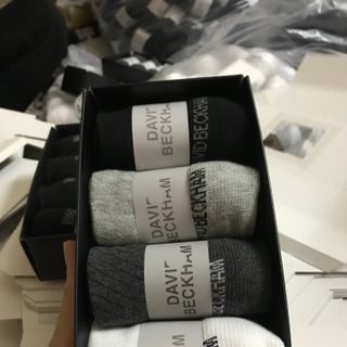 Sỉ tất nam cổ ngắn - hộp 4c