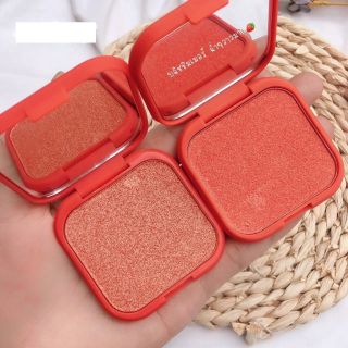 Phấn má hồng kiss hộp vuông