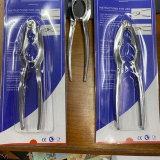 Dụng cụ kẹp cua, kẹp ghẹ