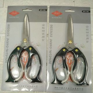 Kéo hình chim cánh cụt