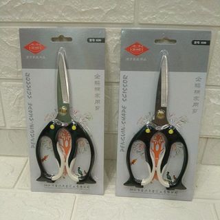 Kéo hình chim cánh cụt