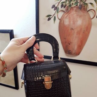 Túi hộp mềm vuông da mini khoá sập