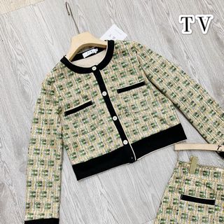 Sét chân váy da lộn , áo dài tay