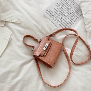 Túi Đeo Chéo Nữ H Mini Vân Rắn