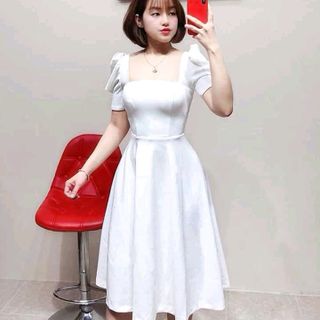 Váy thiết kế