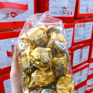 Kẹo socola nhân kem sầu riêng