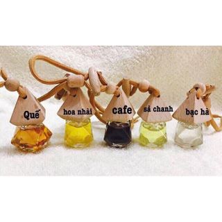Lọ tinh dầu mùi hoa nhài treo xe oto
