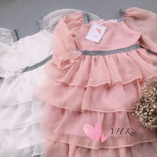 Váy voan 4 tầng thêu hạt nổi TE2601