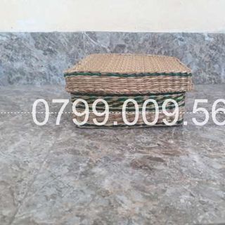 Hộp cói đựng đồ có nắp