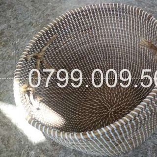 giỏ cói xiên đựng đồ dây nhựa
