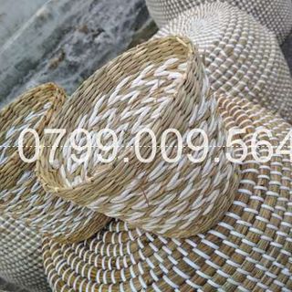 Hộp đựng , giở hoa từ cói