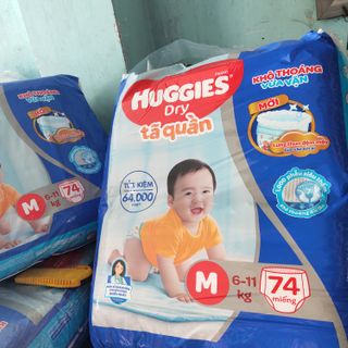 sỉ từ 30 bịch- tã quần huggies size M74 bao bì mới- sỉ từ 30 bịch