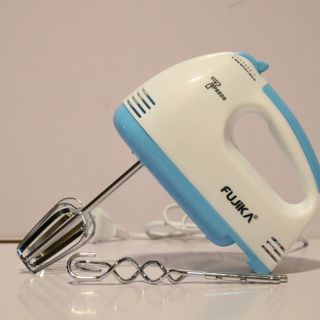 Máy đánh trứng Fujika HX3912