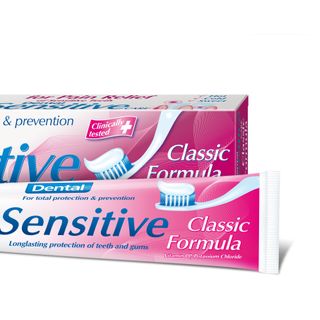 Kem đánh răng Dental Sensitive Classic Formula dành cho răng nhạy cảm 133gram