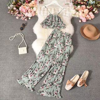 Set Yếm Ống Rộng Xếp Li Bông