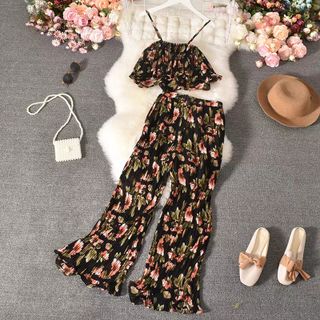 Set Yếm Ống Rộng Xếp Li Bông