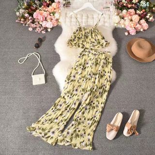 Set Yếm Ống Rộng Xếp Li Bông