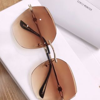 MAT KINH MODEL 7035