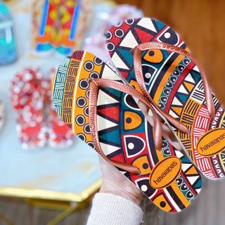 Dép kẹp họa tiết nhiều màu