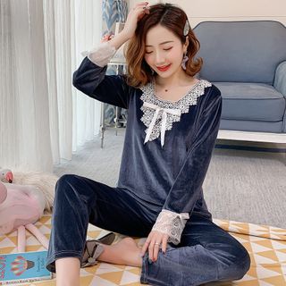 Set ĐỒ NGỦ NHUNG Dài Ren Nơ Tam