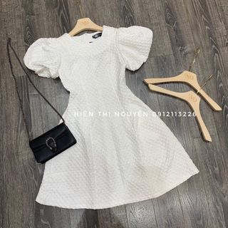 Đầm gấm tay phồng