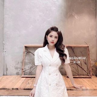 Đầm gấm nút