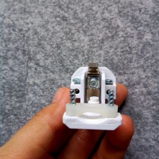 Phích Cắm Điện Chống Vỡ