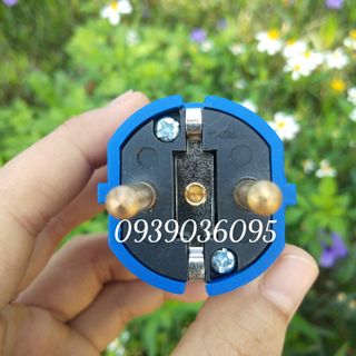 Phích cắm điện chống nước
